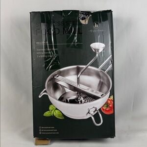 Manual Ergonomic Food Mill Stainless Steel With 3 Grinding Discs
